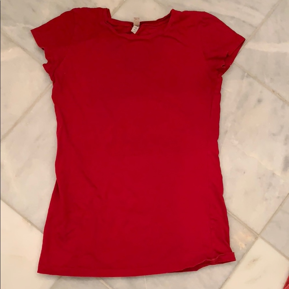 Buckle Red large top